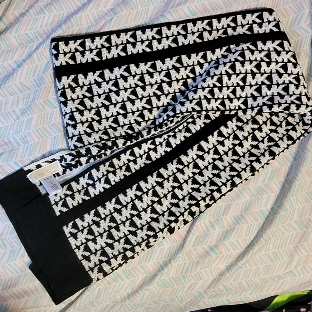 womens michael kors scarf